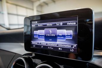 MERCEDES-BENZ C-CLASS 2.1 C250d Sport (Premium) Saloon 4dr Diesel 7G-Tronic+ Euro 6 (s