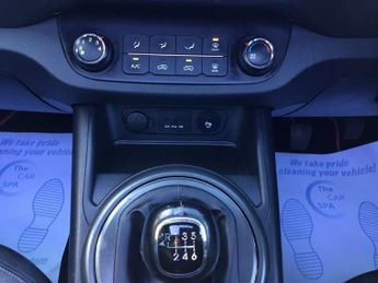 KIA SPORTAGE 1.7 CRDi EcoDynamics 2 SUV 5dr Diesel Manual 2WD Euro 5 (s/s) (1