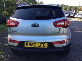 KIA SPORTAGE 1.7 CRDi EcoDynamics 2 SUV 5dr Diesel Manual 2WD Euro 5 (s/s) (1