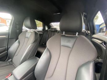 AUDI A3 1.5 TFSI CoD Black Edition Saloon 4dr Petrol Manual Euro 6 (s/s)
