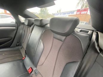 AUDI A3 1.5 TFSI CoD Black Edition Saloon 4dr Petrol Manual Euro 6 (s/s)