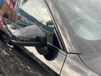 AUDI A3 1.5 TFSI CoD Black Edition Saloon 4dr Petrol Manual Euro 6 (s/s)