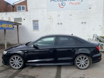 AUDI A3 1.5 TFSI CoD Black Edition Saloon 4dr Petrol Manual Euro 6 (s/s)