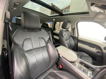 LAND ROVER RANGE ROVER SPORT 3.0 SD V6 HSE SUV 5dr Diesel Auto 4WD Euro 5 (s/s) (292 ps)