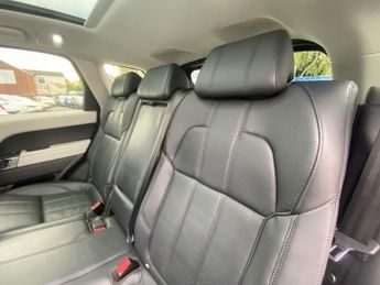 LAND ROVER RANGE ROVER SPORT 3.0 SD V6 HSE SUV 5dr Diesel Auto 4WD Euro 5 (s/s) (292 ps)