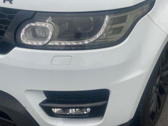 LAND ROVER RANGE ROVER SPORT 3.0 SD V6 HSE SUV 5dr Diesel Auto 4WD Euro 5 (s/s) (292 ps)
