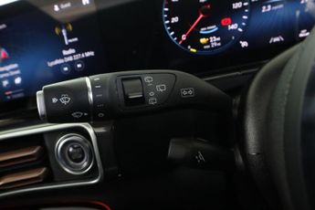MERCEDES-BENZ EQC EQC 400 80kWh AMG Line (Premium Plus) Auto 4MATIC 5dr