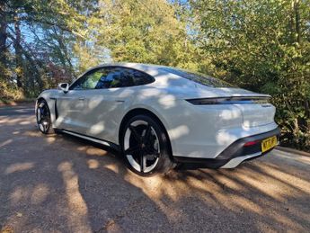 PORSCHE TAYCAN Performance Plus 93.4kWh Turbo Saloon 4dr Electric Auto 4WD (680