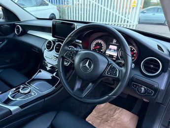 MERCEDES-BENZ C-CLASS 2.0 C200 SE Saloon 4dr Petrol G-Tronic+ Euro 6 (s/s) (184 ps)