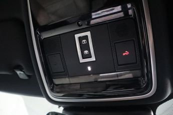 LAND ROVER RANGE ROVER VELAR 2.0 D240 R-Dynamic SE SUV 5dr Diesel Auto 4WD Euro 6 (s/s) (240