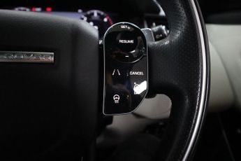 LAND ROVER RANGE ROVER VELAR 2.0 D240 R-Dynamic SE SUV 5dr Diesel Auto 4WD Euro 6 (s/s) (240 