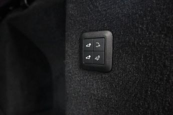 LAND ROVER RANGE ROVER SPORT 3.0 SD V6 Autobiography Dynamic SUV 5dr Diesel Auto 4WD Euro 6 (