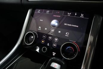 LAND ROVER RANGE ROVER SPORT 3.0 SD V6 Autobiography Dynamic SUV 5dr Diesel Auto 4WD Euro 6 (