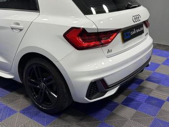 AUDI A1 1.0 TFSI 30 S line Sportback 5dr Petrol S Tronic Euro 6 (s/s) (1