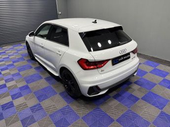 AUDI A1 1.0 TFSI 30 S line Sportback 5dr Petrol S Tronic Euro 6 (s/s) (1