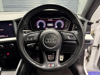 AUDI A1 1.0 TFSI 30 S line Sportback 5dr Petrol S Tronic Euro 6 (s/s) (1