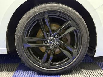 AUDI A1 1.0 TFSI 30 S line Sportback 5dr Petrol S Tronic Euro 6 (s/s) (1