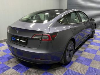 TESLA Model 3 Standard Range Plus Saloon 4dr Electric Auto RWD (241 bhp)