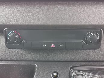 MERCEDES-BENZ SPRINTER 2.0 315 CDI Progressive Panel Van 5dr Diesel Manual RWD L2 H2 Eu