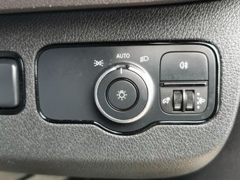 MERCEDES-BENZ SPRINTER 2.0 317 CDI Premium Van 5dr Diesel G-Tronic RWD L2 H2 Euro 6 (s/