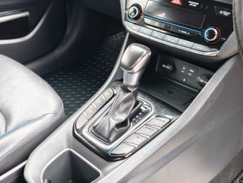 HYUNDAI IONIQ 1.6 h-GDi Premium SE Hatchback 5dr Petrol Hybrid DCT Euro 6 (s/s