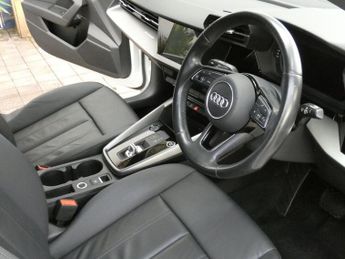 AUDI A3 1.0 TFSI 30 Sport Sportback 5dr Petrol S Tronic Euro 6 (s/s) (11