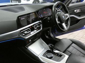 BMW 3 SERIES 2.0 330e 12kWh M Sport Touring 5dr Petrol Plug-in Hybrid Auto xD