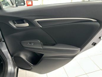 HONDA JAZZ 1.3 i-VTEC SE Hatchback 5dr Petrol Manual Euro 6 (s/s) (102 ps)