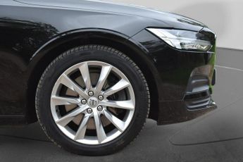 VOLVO V90 2.0 B4 MHEV Momentum Estate 5dr Diesel Hybrid Auto Euro 6 (s/s) 