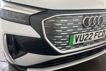 AUDI Q4 E-TRON 40 S line SUV 5dr Electric Auto 82kWh (204 ps) 10.25in Multimedi