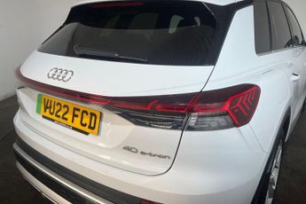 AUDI Q4 E-TRON 40 S line SUV 5dr Electric Auto 82kWh (204 ps) 10.25in Multimedi