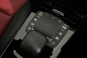 MERCEDES-BENZ CLA 1.3 CLA180 AMG Line (Premium) Coupe 4dr Petrol 7G-DCT Euro 6 (s/