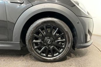 MINI HATCH 1.5 Cooper Classic Hatchback 3dr Petrol Steptronic Euro 6 (s/s) 