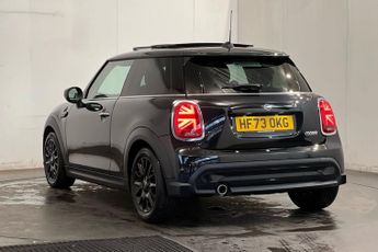 MINI HATCH 1.5 Cooper Classic Hatchback 3dr Petrol Steptronic Euro 6 (s/s) 