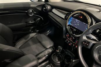 MINI HATCH 1.5 Cooper Classic Hatchback 3dr Petrol Steptronic Euro 6 (s/s) 