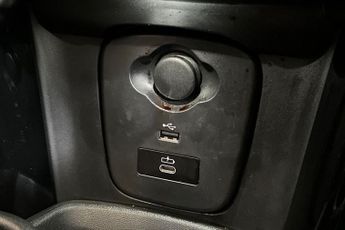 MINI HATCH 1.5 Cooper Classic Hatchback 3dr Petrol Steptronic Euro 6 (s/s) 