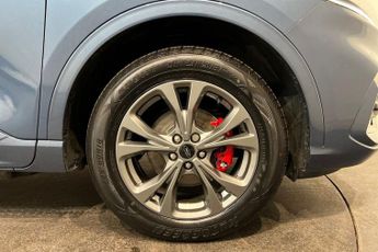 FORD KUGA 2.5 EcoBoost Duratec 14.4kWh ST-Line SUV 5dr Petrol Plug-in Hybr