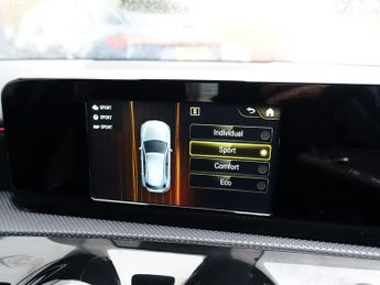 MERCEDES-BENZ A-CLASS 1.3 A200 AMG Line Hatchback 5dr Petrol 7G-DCT Euro 6 (s/s) (163 