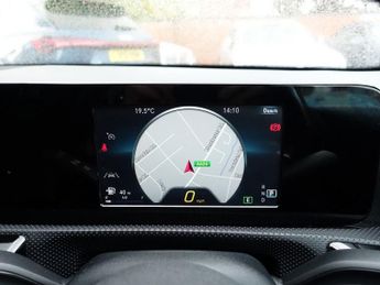 MERCEDES-BENZ A-CLASS 1.3 A200 AMG Line Hatchback 5dr Petrol 7G-DCT Euro 6 (s/s) (163 