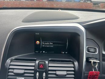 VOLVO XC60 2.4 D5 SE Lux Nav SUV 5dr Diesel Auto AWD Euro 6 (s/s) (220 ps)