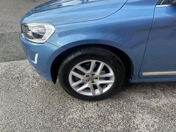 VOLVO XC60 2.4 D5 SE Lux Nav SUV 5dr Diesel Auto AWD Euro 6 (s/s) (220 ps)