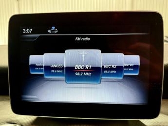 MERCEDES-BENZ GLA 2.1 GLA200d Sport (Executive) SUV 5dr Diesel 7G-DCT Euro 6 (s/s)