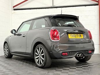 MINI HATCH 2.0 Cooper S Hatchback 3dr Petrol Manual Euro 6 (s/s) (192 ps)