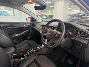 VAUXHALL GRANDLAND X 1.6 13.2kWh Ultimate Nav SUV 5dr Petrol Plug-in Hybrid Auto 4WD 