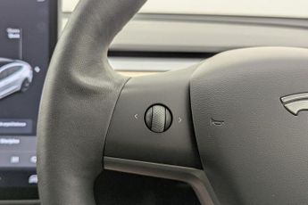TESLA Model 3 (Dual Motor) Long Range Saloon 4dr Electric Auto 4WDE (346 ps)