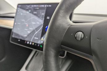 TESLA Model 3 (Dual Motor) Long Range Saloon 4dr Electric Auto 4WDE (346 ps)
