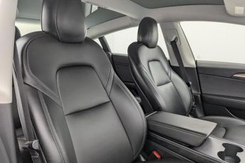TESLA Model 3 (Dual Motor) Long Range Saloon 4dr Electric Auto 4WDE (346 ps)