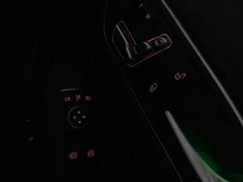 MERCEDES-BENZ GLA 2.1 GLA220d AMG Line (Premium Plus) SUV 5dr Diesel 7G-DCT 4MATIC