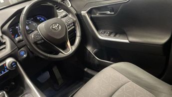 TOYOTA RAV4 2.5 VVT-h Design SUV 5dr Petrol Hybrid CVT 4WD Euro 6 (s/s) (222