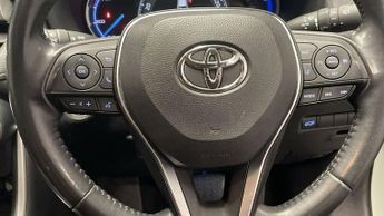 TOYOTA RAV4 2.5 VVT-h Design SUV 5dr Petrol Hybrid CVT 4WD Euro 6 (s/s) (222